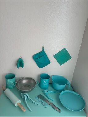 Cuisinart Turquoise Kitchen Tool Set